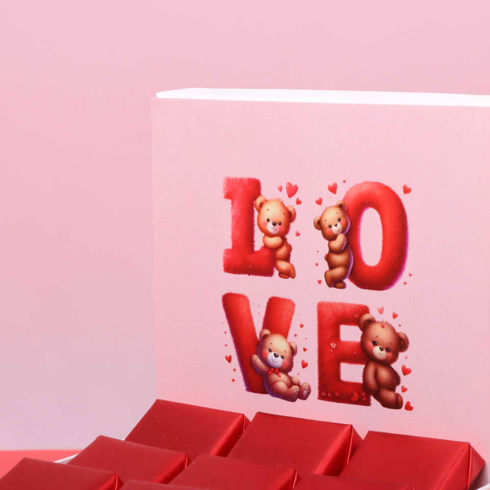 Love teddy valentine designed chocolate small hamper