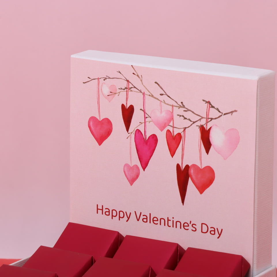 Hearts Tree valentine designed premium chocolate small hamper