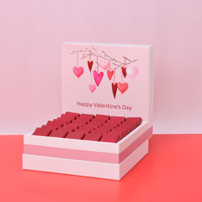 Hearts tree valentine designed chocol...