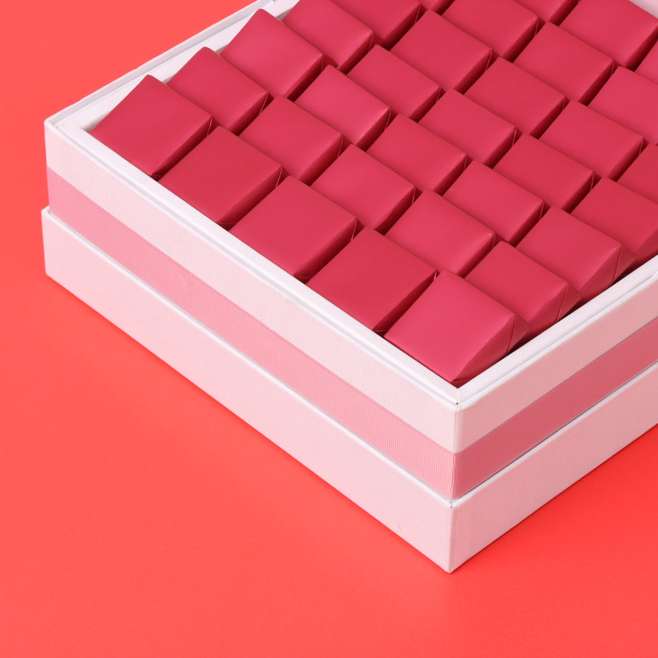 Hearts tree valentine designed chocolate large hamper