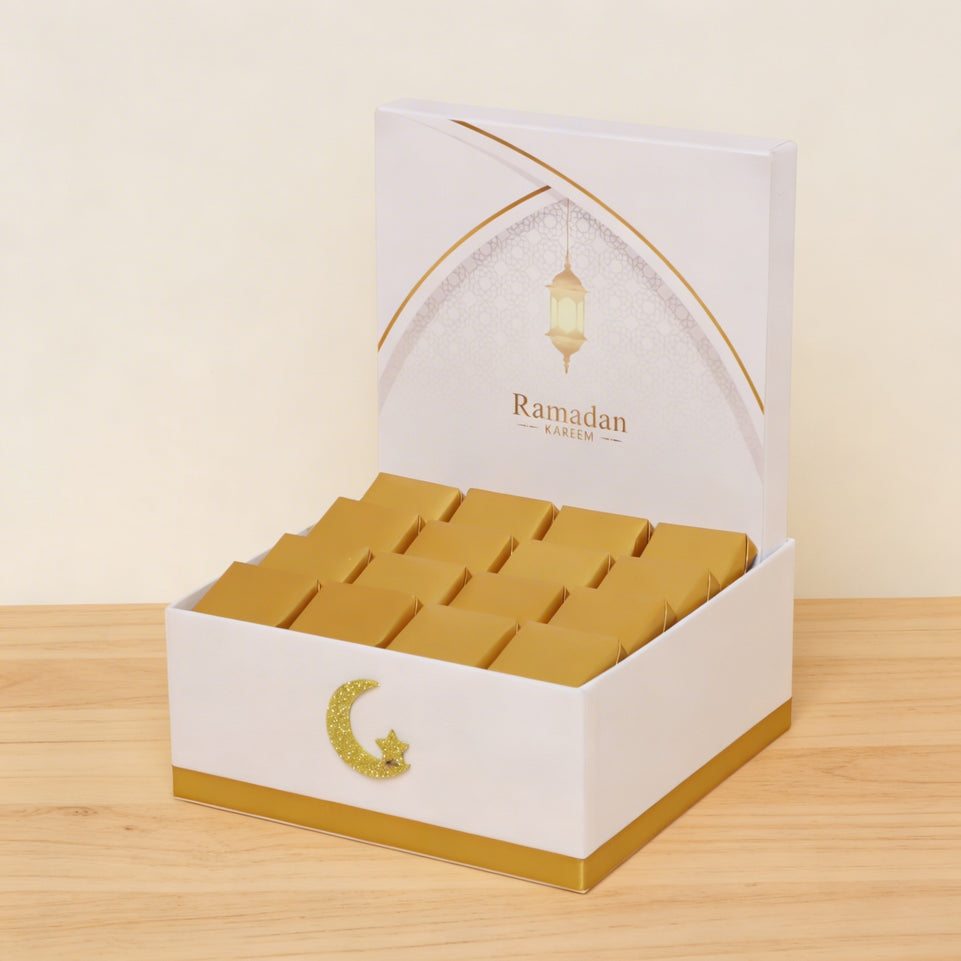 Ramadan kareem lantern designed chocolate medium hamper