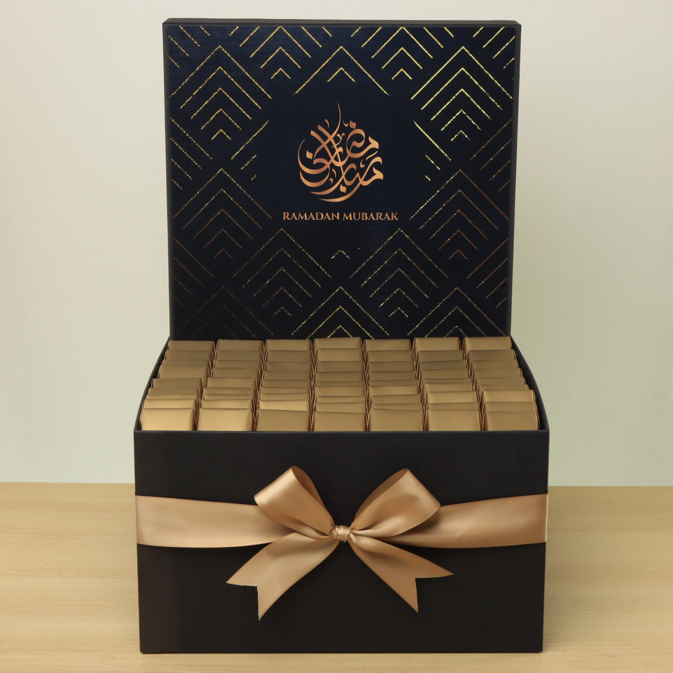 Ramadan Mubarak designed premium chocolate extra large hamper