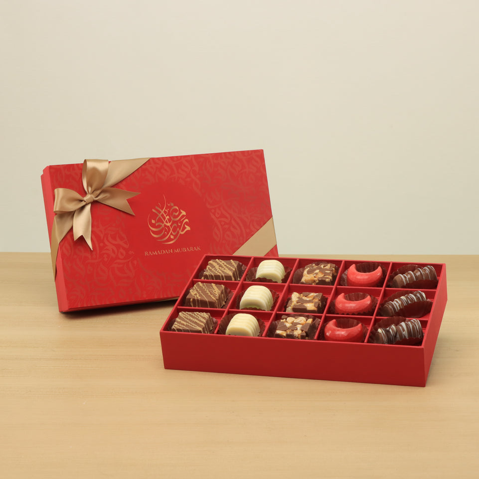 Ramadan Mubarak designed premium chocolate 15P red hard box