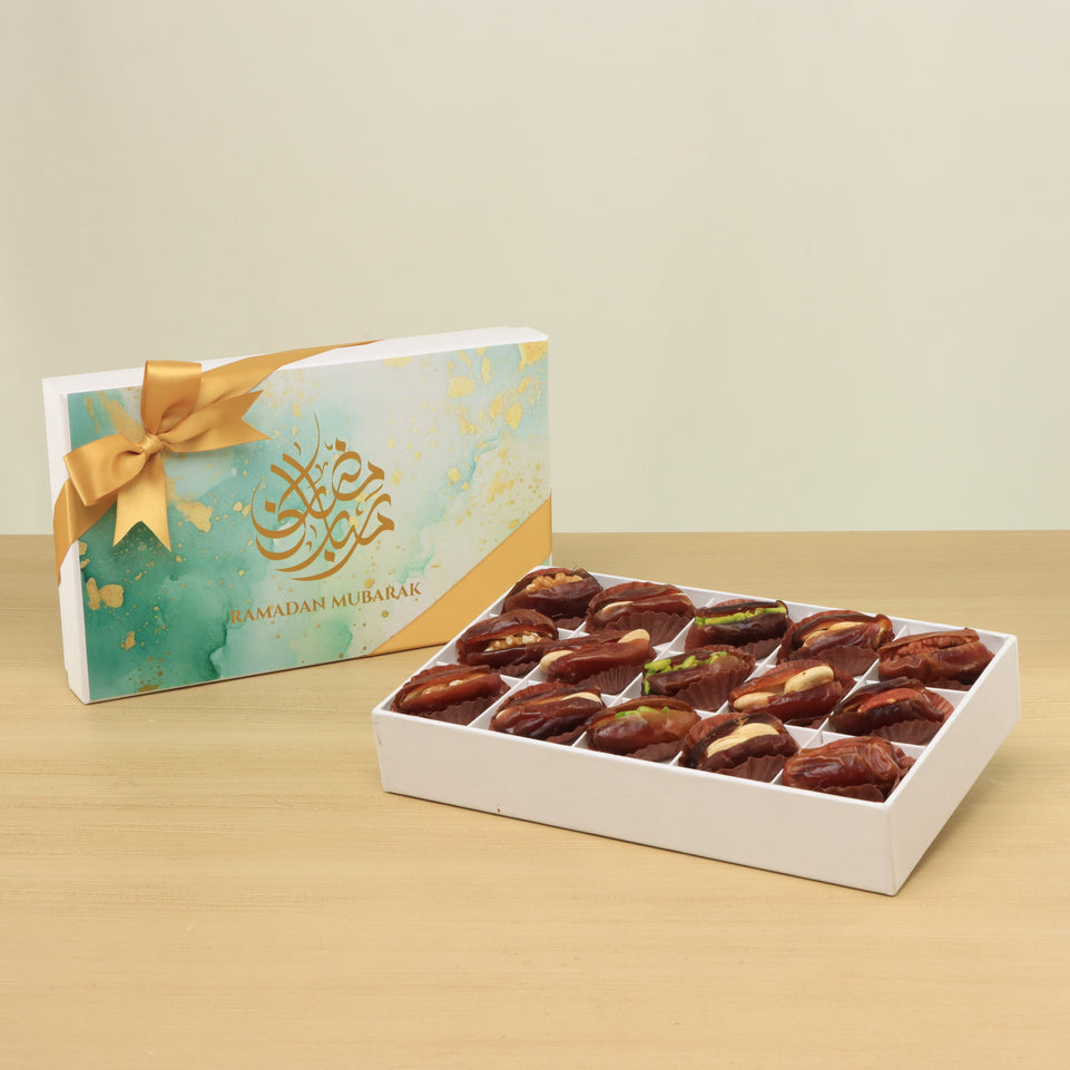 Ramadan Mubarak designed premium nut stuffed dates 15P hard box