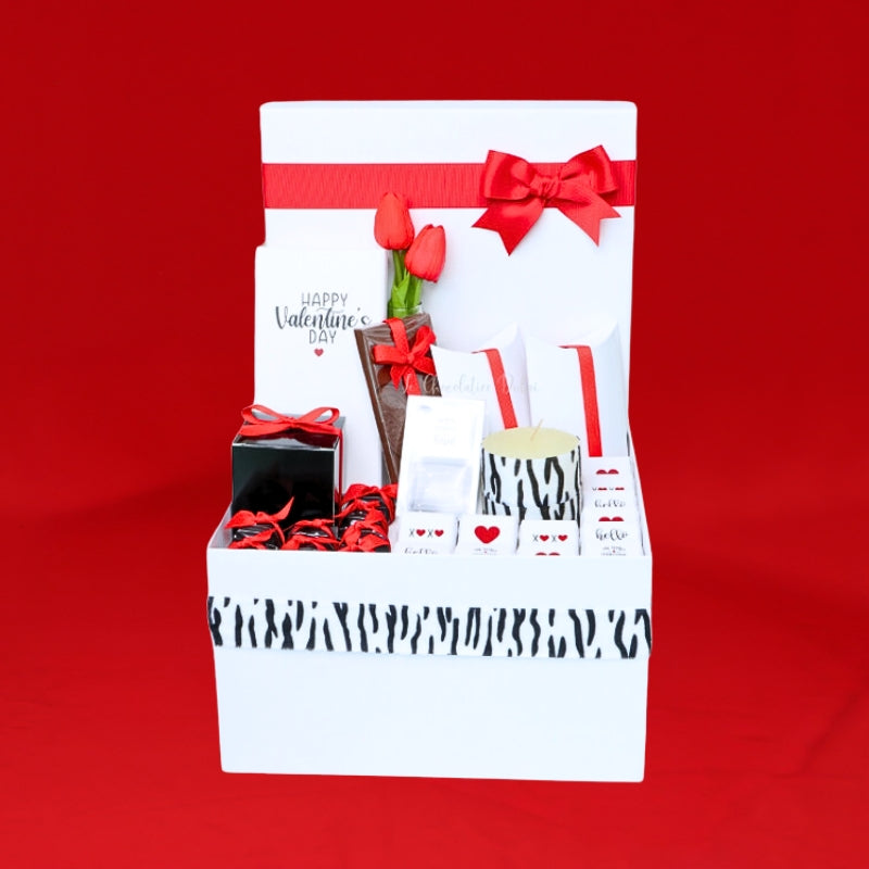 Valentine's decorated chocolate & sweets extra large hamper