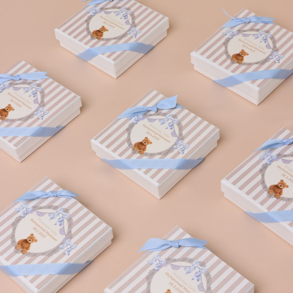 Set of 20 Baby boy teddy theme personalized chocolate hard box