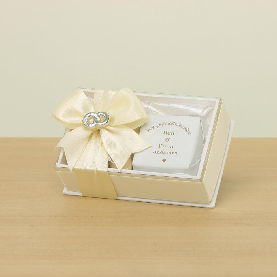 Set of 20 Wedding personalized chocolate view top box