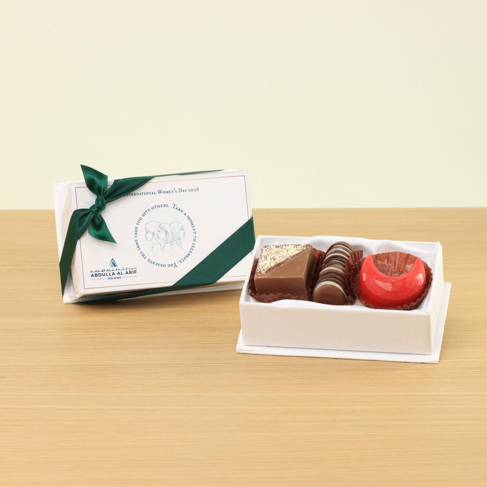 Set of 20 Corporate customized designed premium chocolate hard box giveaway