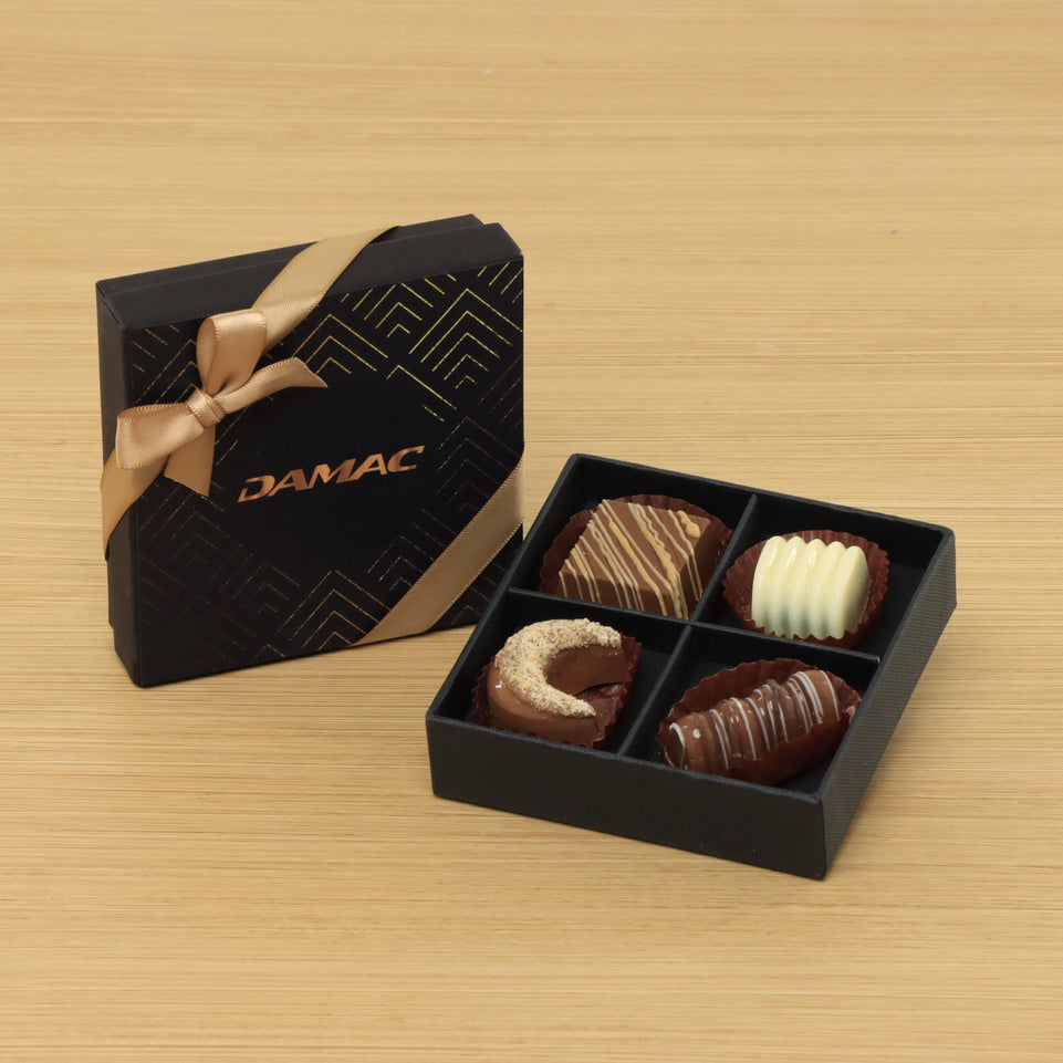 Set of 15 Corporate customized premium chocolate 4P hard box