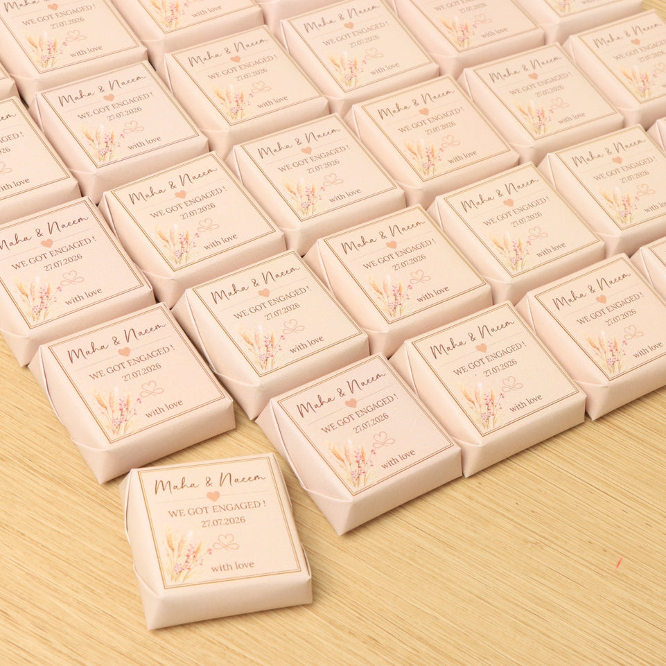 Customized bridal engagement design premium loose chocolate