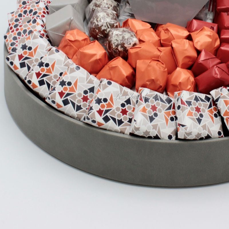 Ramadan Eid chocolate & dates round leather tray