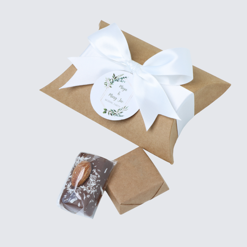 Set of 20 Rustic bridal premium chocolate pillow box