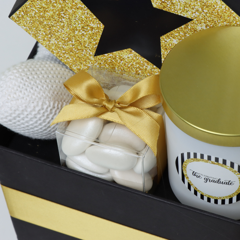 Graduation designed premium chocolate large black hamper