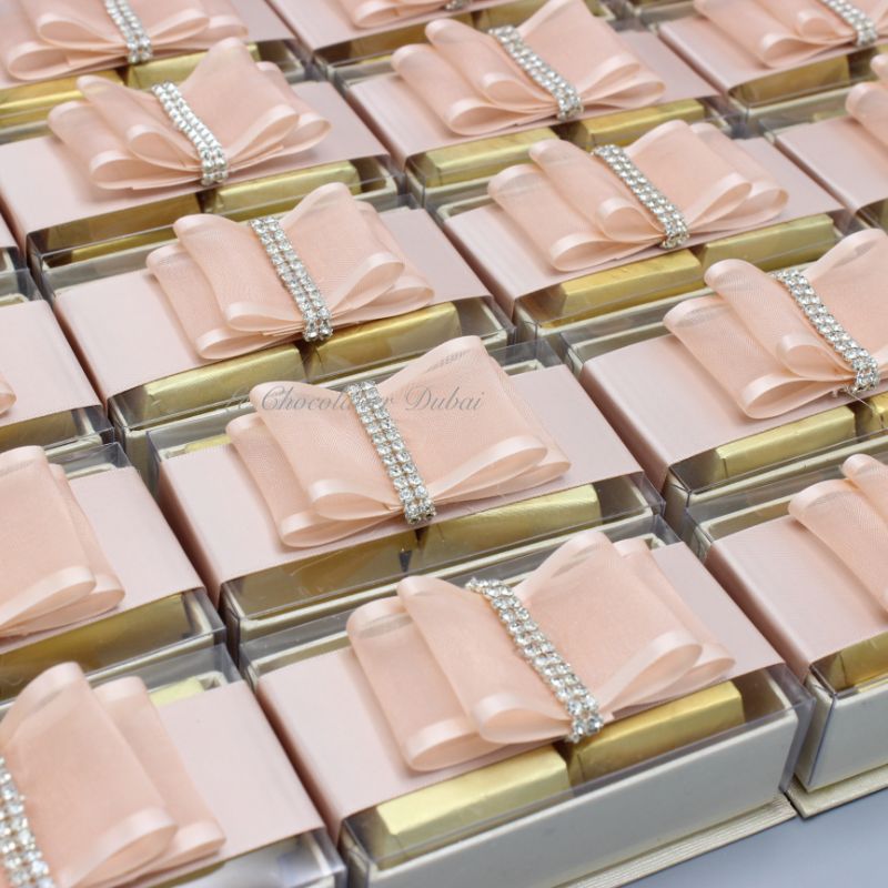 Set of 20 Bridal ribbon decorated chocolate view top box
