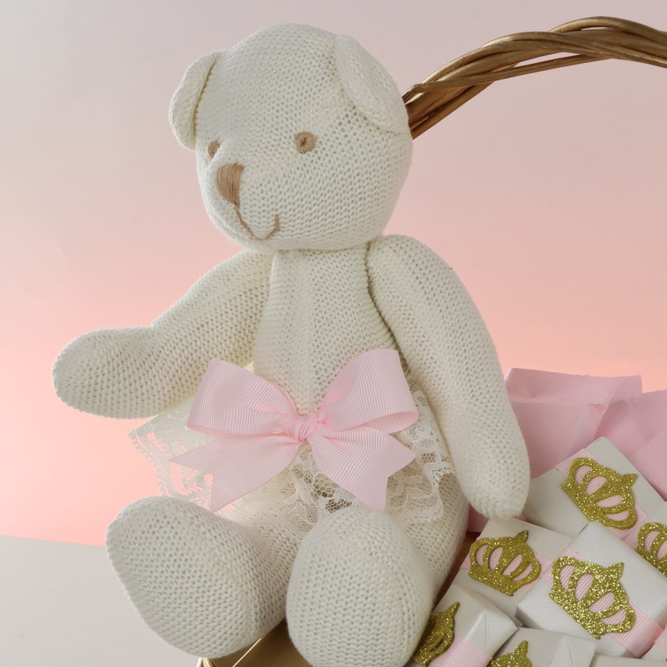 Teddy bear crown baby girl chocolate medium basket