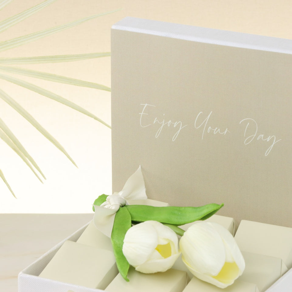 Enjoy your day minimalist designed premium chocolate small hamper