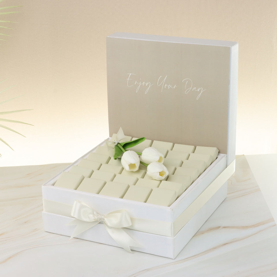 Enjoy your day minimalist designed premium chocolate large hamper