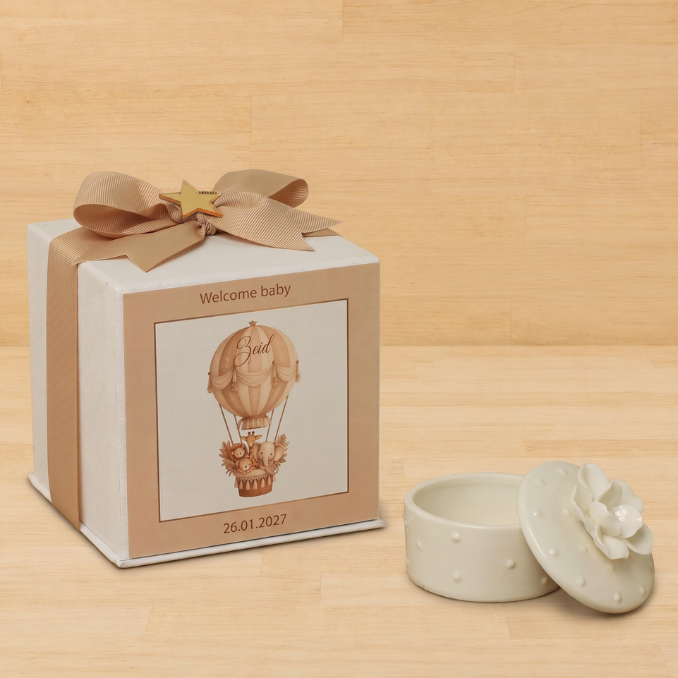 Set of 20 boxes baby boy white rose flower trinket with gold star acrylic in hard box giveaway