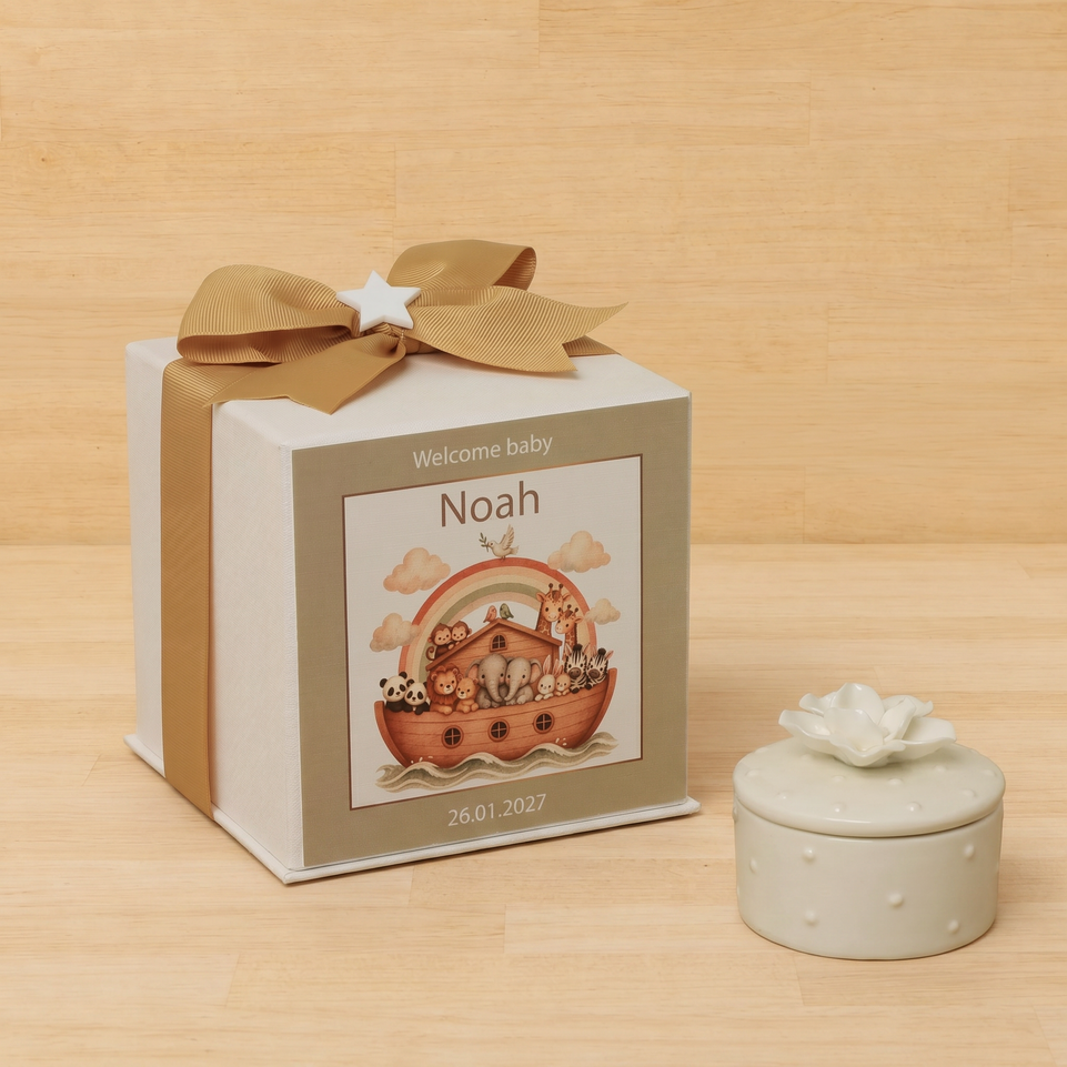 Set of 20 boxes baby boy white rose flower trinket with white star acrylic in hard box giveaway