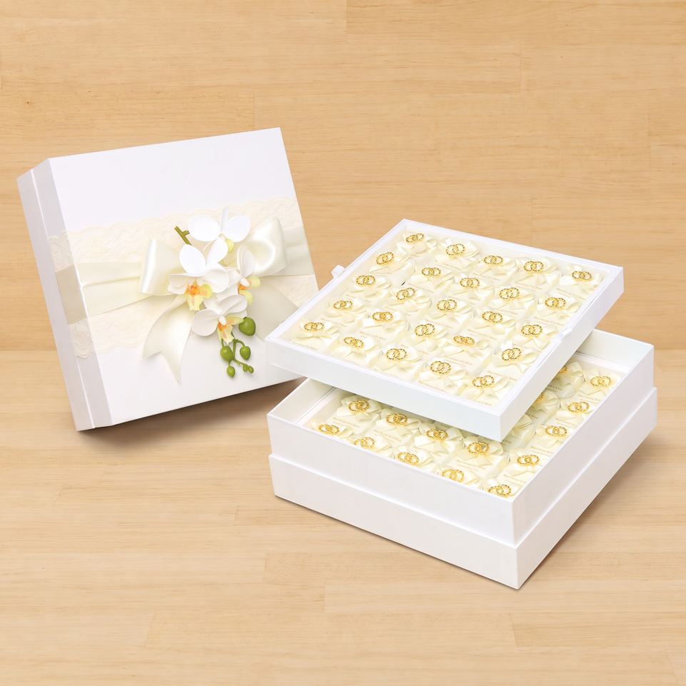 Luxury bridal with ring decorated chocolate 2-layer hard box