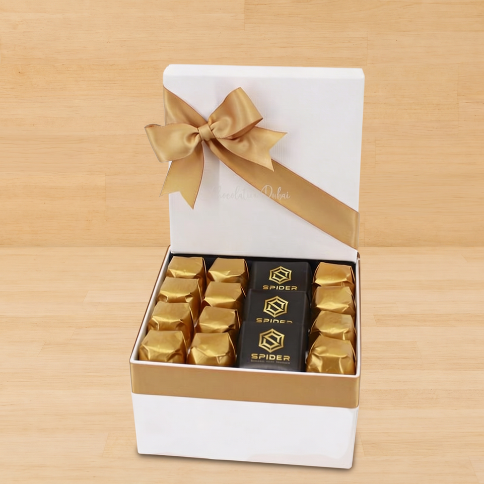 Corporate customized premium chocolate small hamper