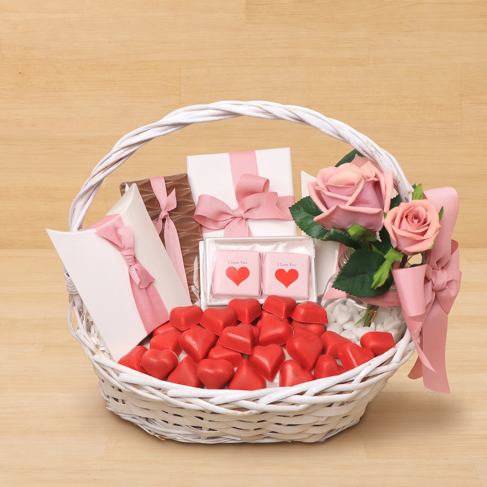 Xoxo valentine's designed chocolate and roses medium basket