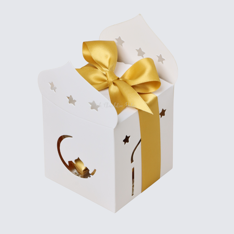 Set of 20 Ramadan designed cut chocolate & sweets soft box