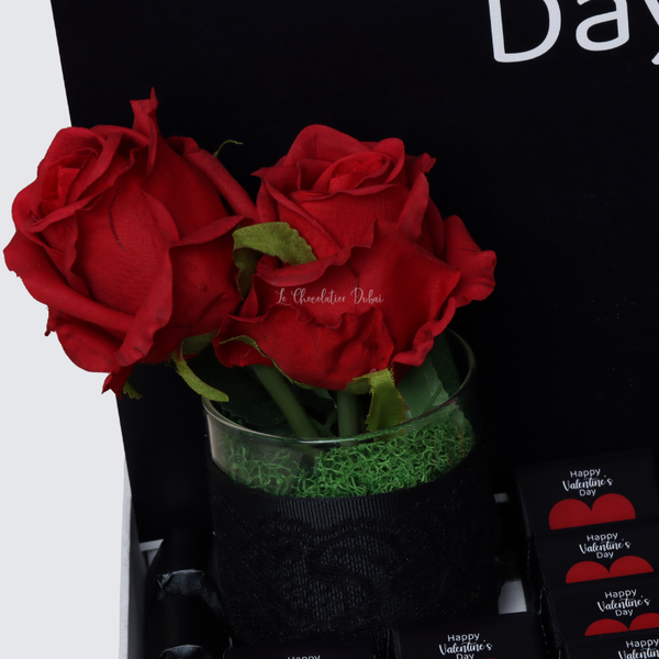 Valentine's designed chocolate extra large hamper