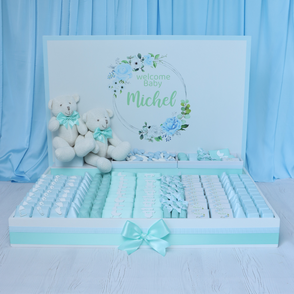 Floral teddy bear themed wood chocola...