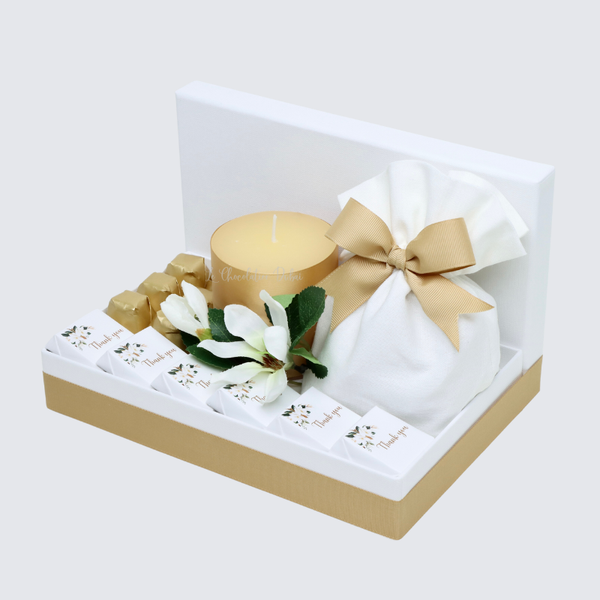 Rustic designed "thank you" premium chocolate & sweet small hamper