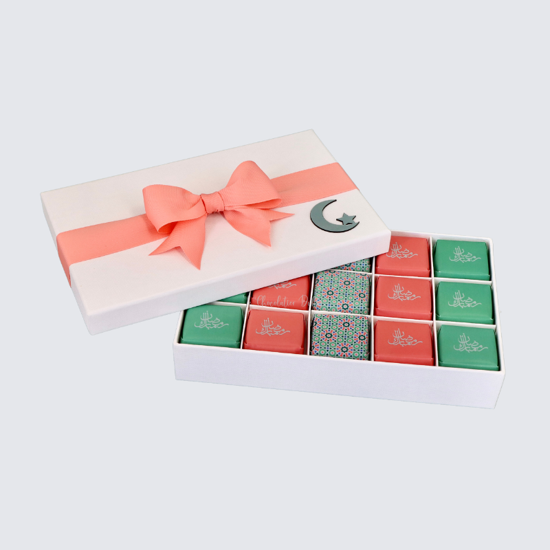 Ramadan design chocolate 15-piece hard box