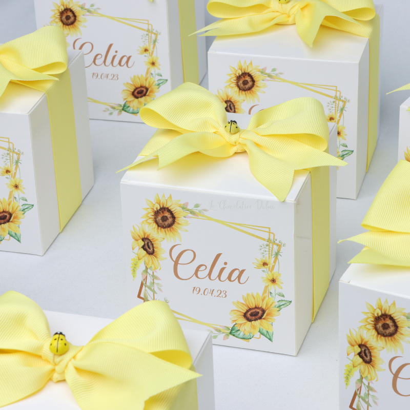 SUN FLOWER DESIGN PERSONALIZED CHOCOLATE SOFT BOX