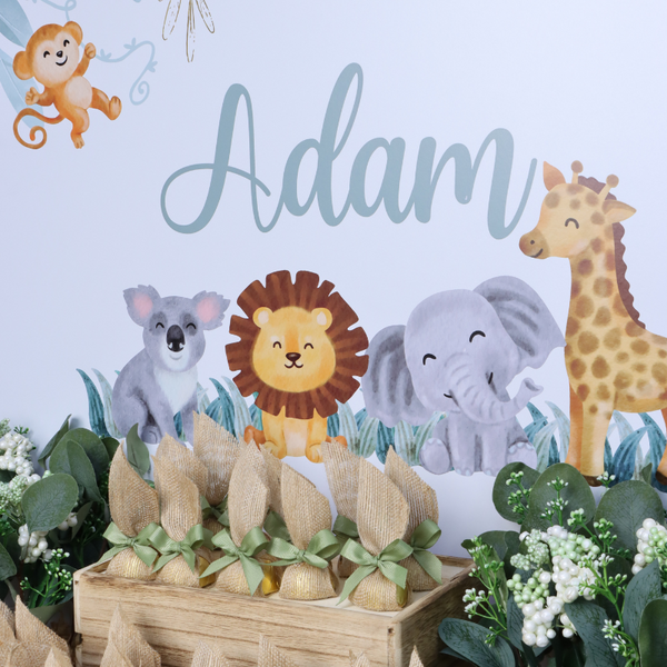 Baby personalized safari animals theme chocolate arrangement wood stand