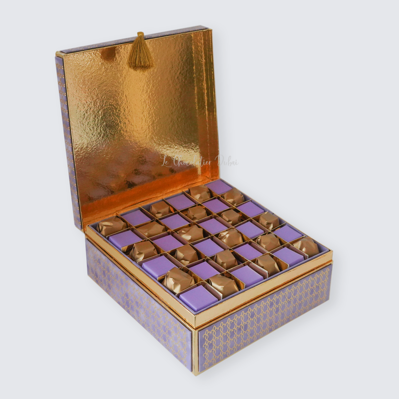 MAGNETIC CHOCOLATE HARD BOX