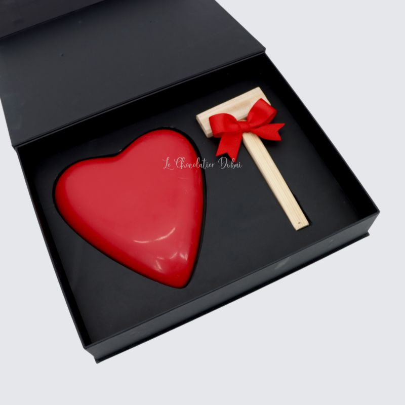 Luxury heart chocolate and hammer set magnetic box