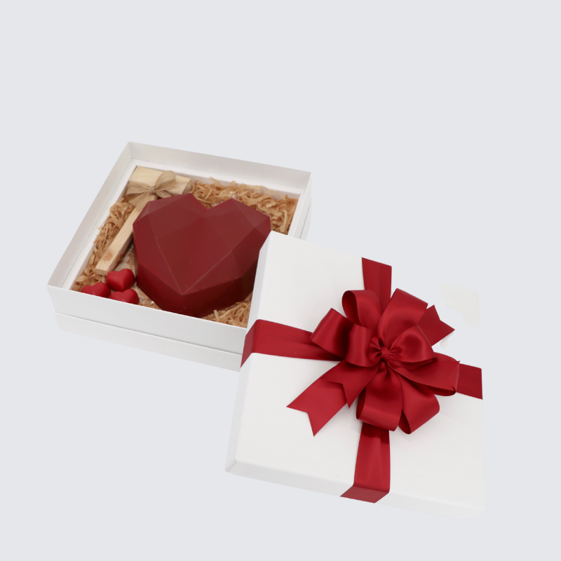 Valentine's red heart chocolate with hammer set hard box