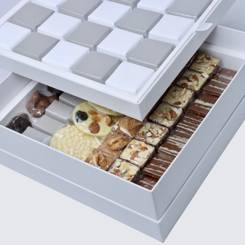 Chequered silver designed 2-layer chocolate hard box