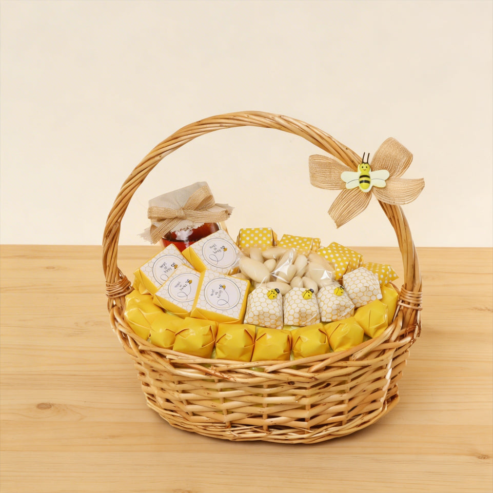 Bee chocolate small baby basket
