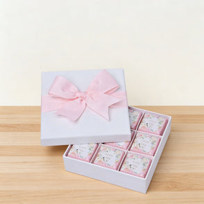Welcome baby girl flower designed 9-p...