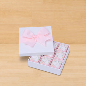 Welcome baby girl flower designed 9-p...