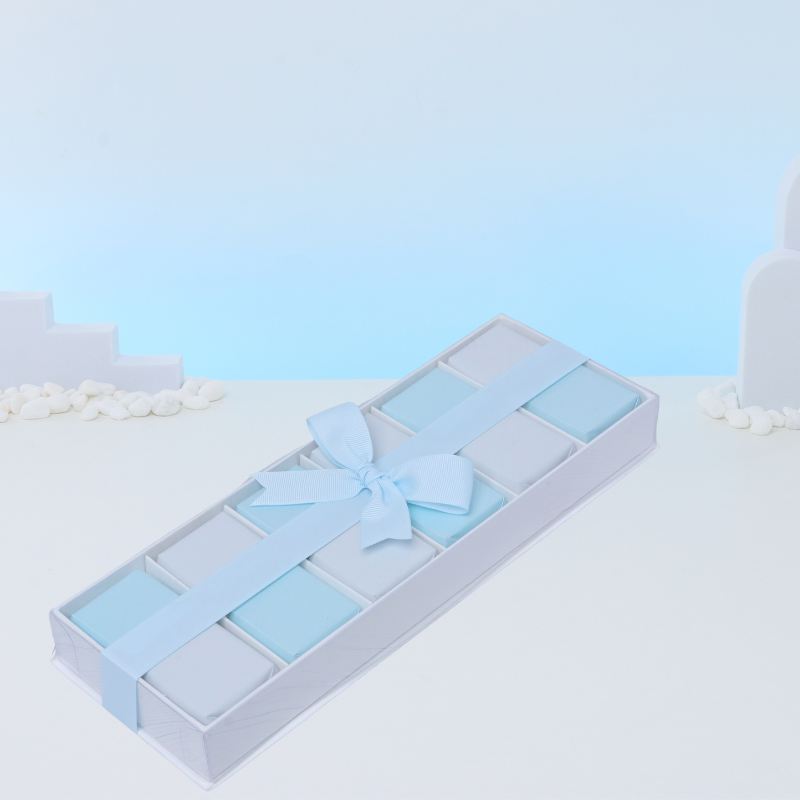 Chocolate decorated 12-piece view top box