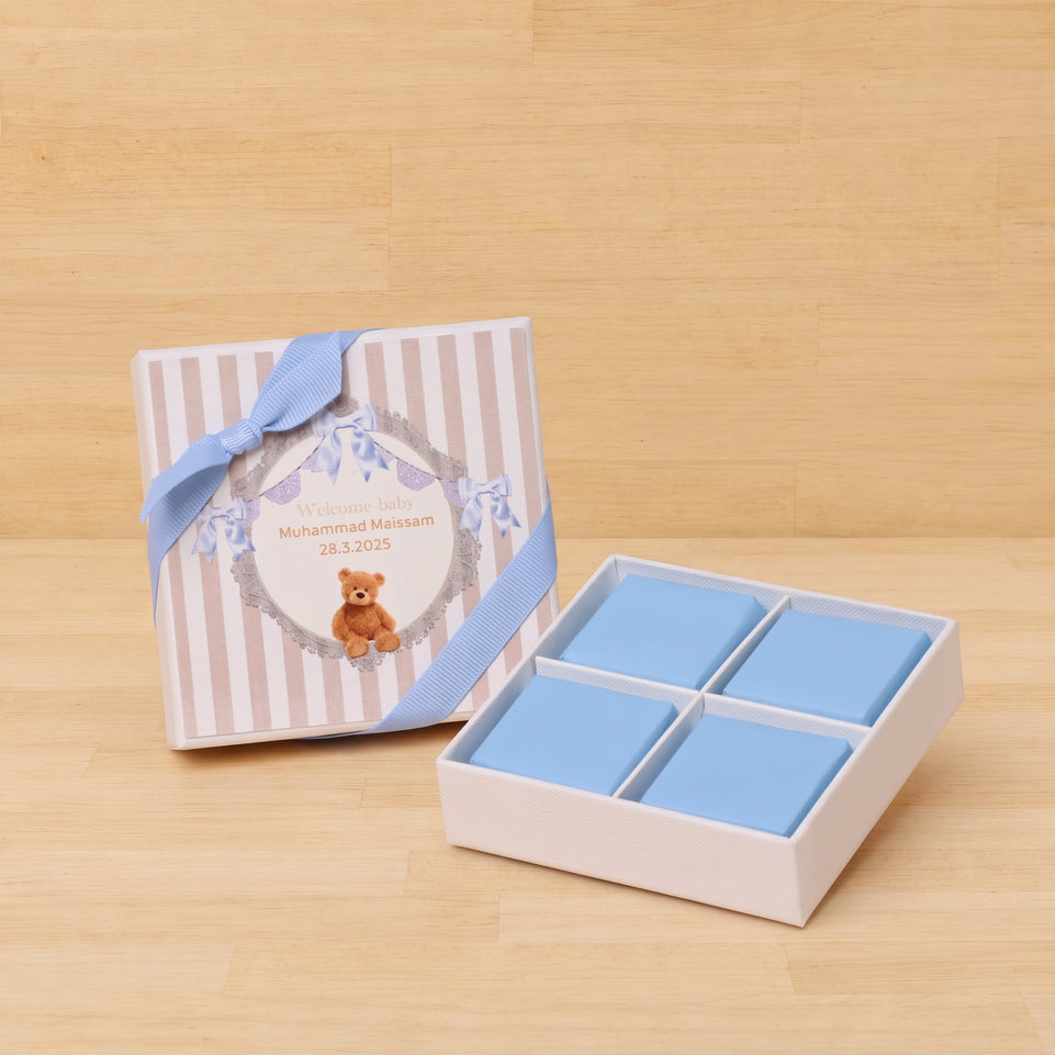 Set of 20 Baby boy teddy theme personalized chocolate hard box