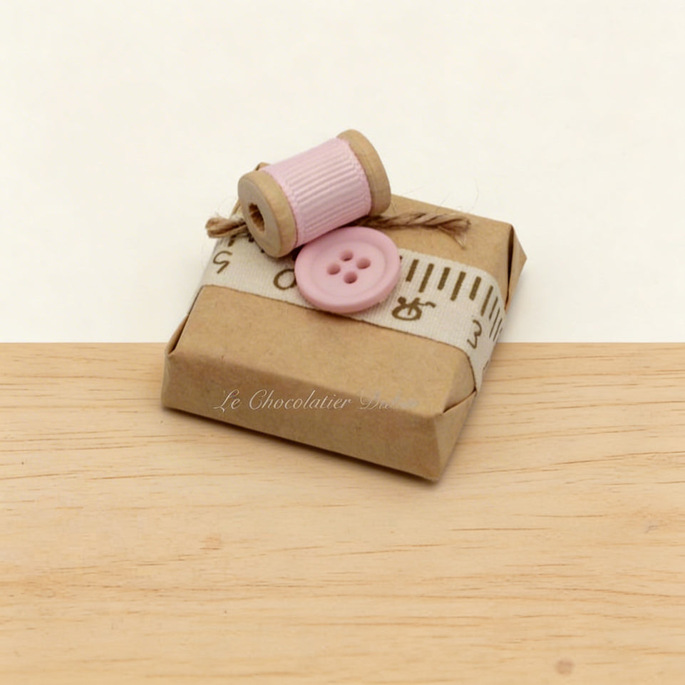 Baby sewing kit decorated loose premium chocolate