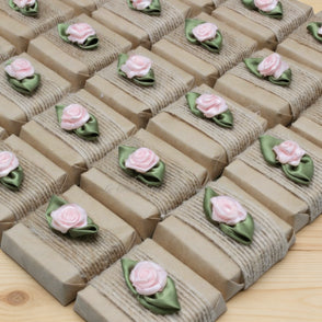 Jute flower decorated kraft loose cho...