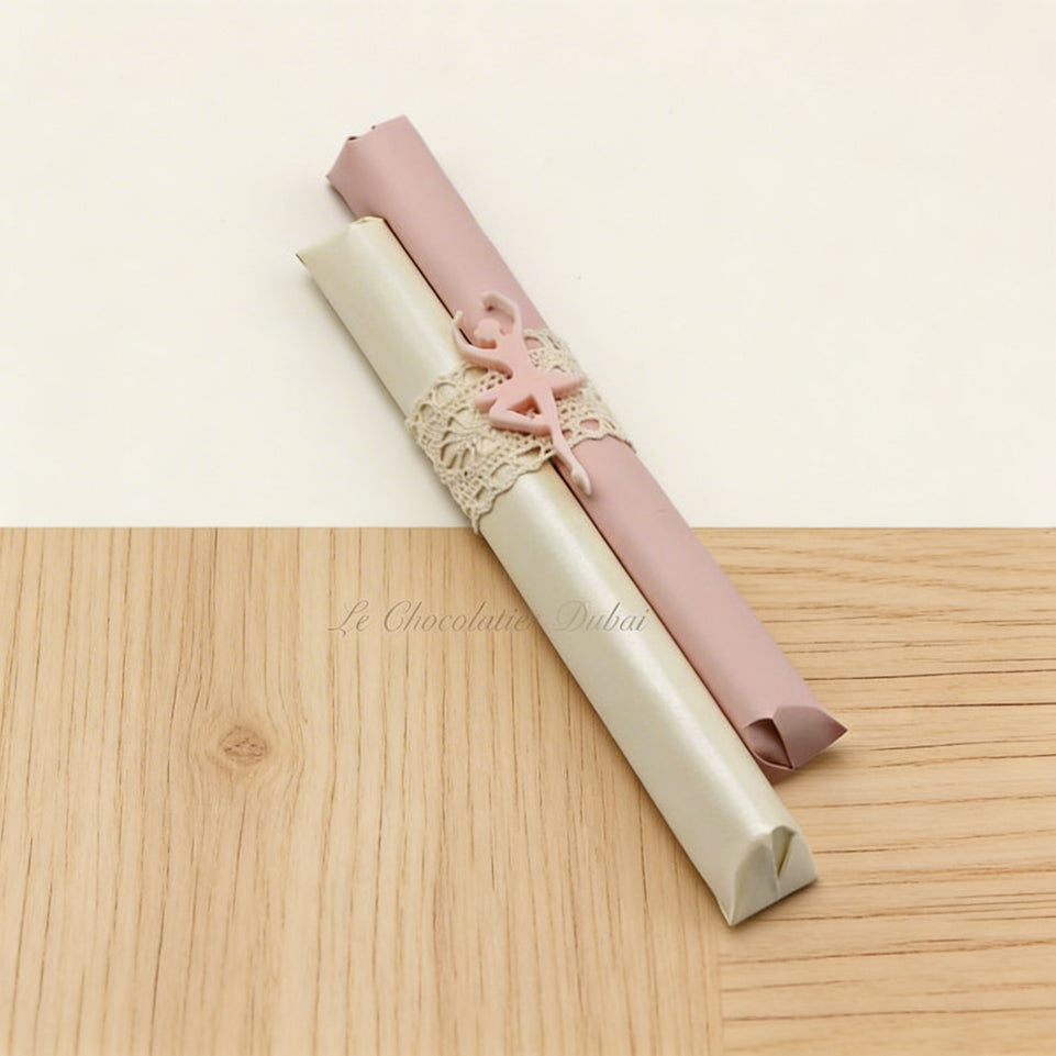 Set of 20 Crochet ribbon & acrylic ballerina decorated loose chocolate stick set