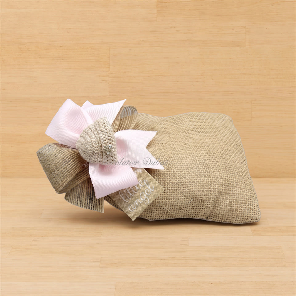 Set of 20 Baby girl crochet hat decorated chocolate jute bag