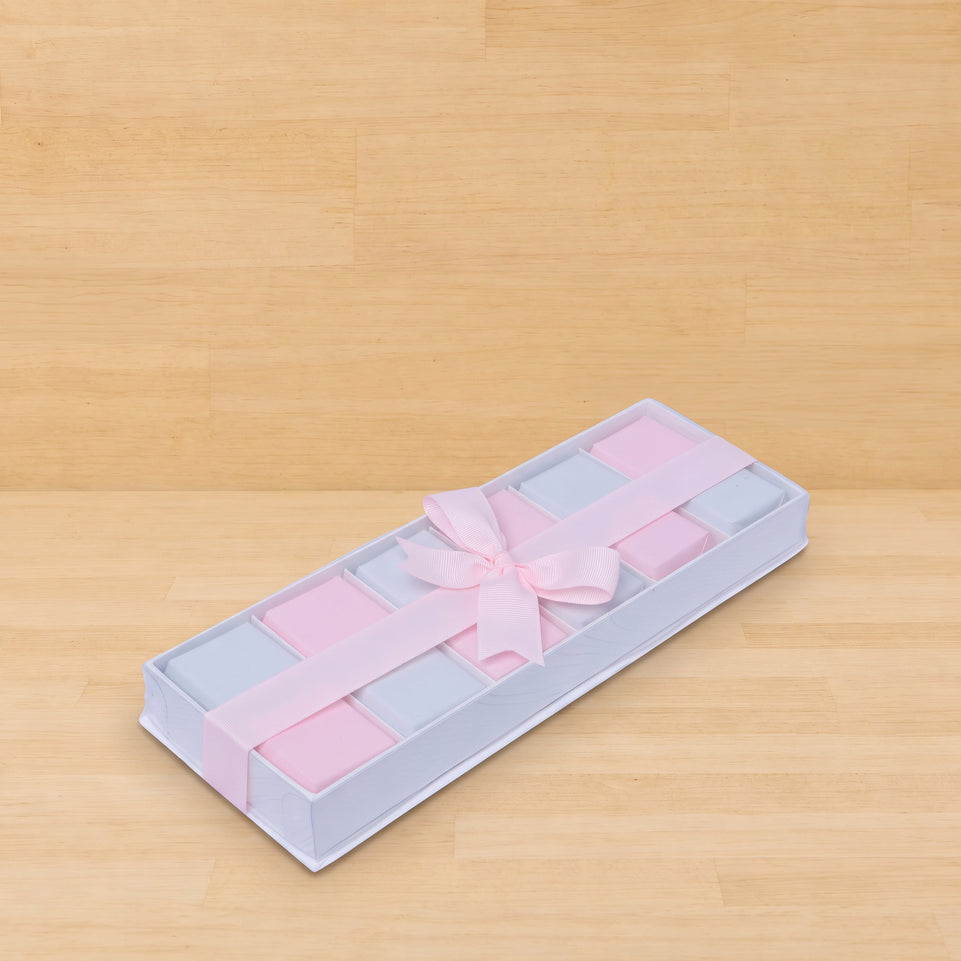 Baby chocolate top view box
