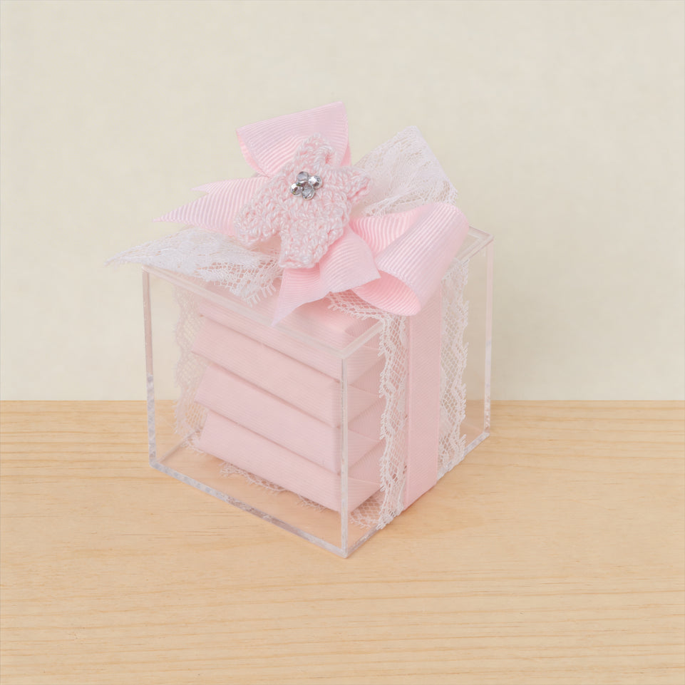 Set of 20 Baby decorated crochet bootie chocolate acrylic box