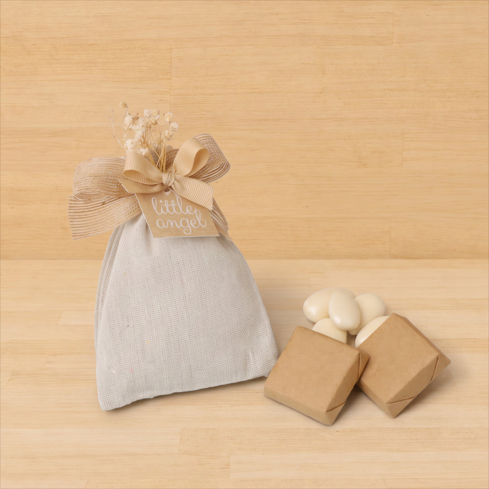 Baby personalized premium chocolate & almond dragees bag giveaway