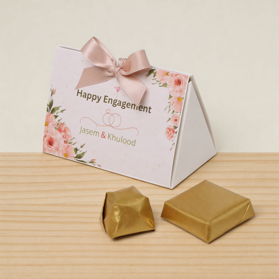 Set of 20 Bridal personalized chocolate triangle box